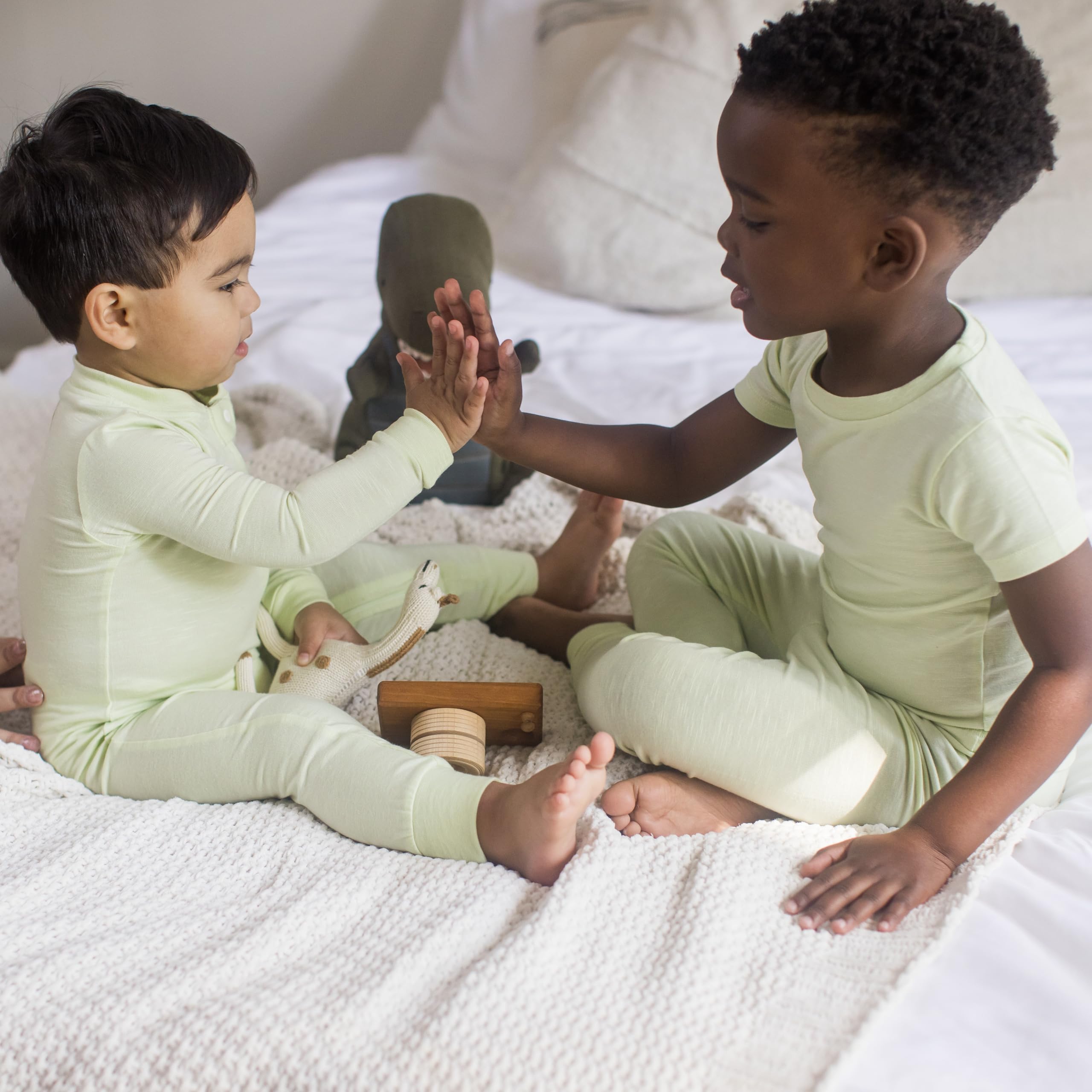 Burt's Bees Baby Baby Honeysoft™ Lyocell Pajamas - Tee and Pant 2-piece Pj Set, Snug Fit Pjs, Sizes 12m-12y - Image 5